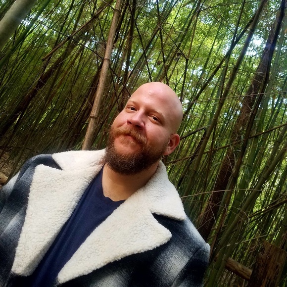 Meet your Posher, John - Picture 1 of 5